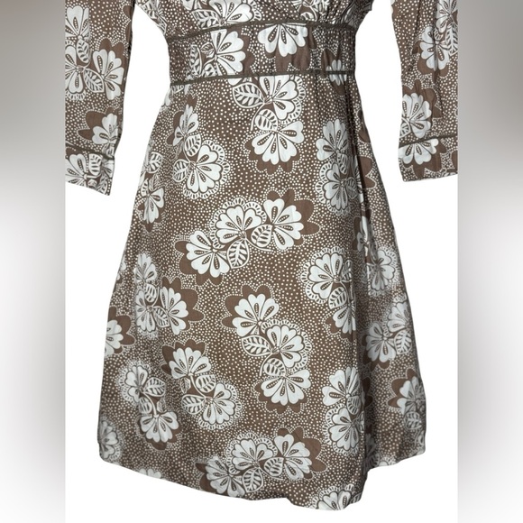 Boden Beige And brown Floral A-Line Sheath Dress Wrap Around Dress Size 10R - Picture 5 of 13